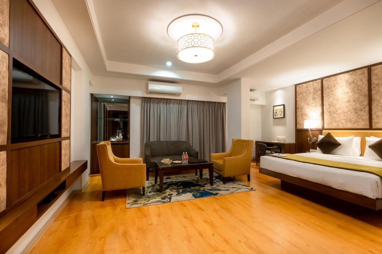 Freesia By Express Inn Palghar Luaran gambar